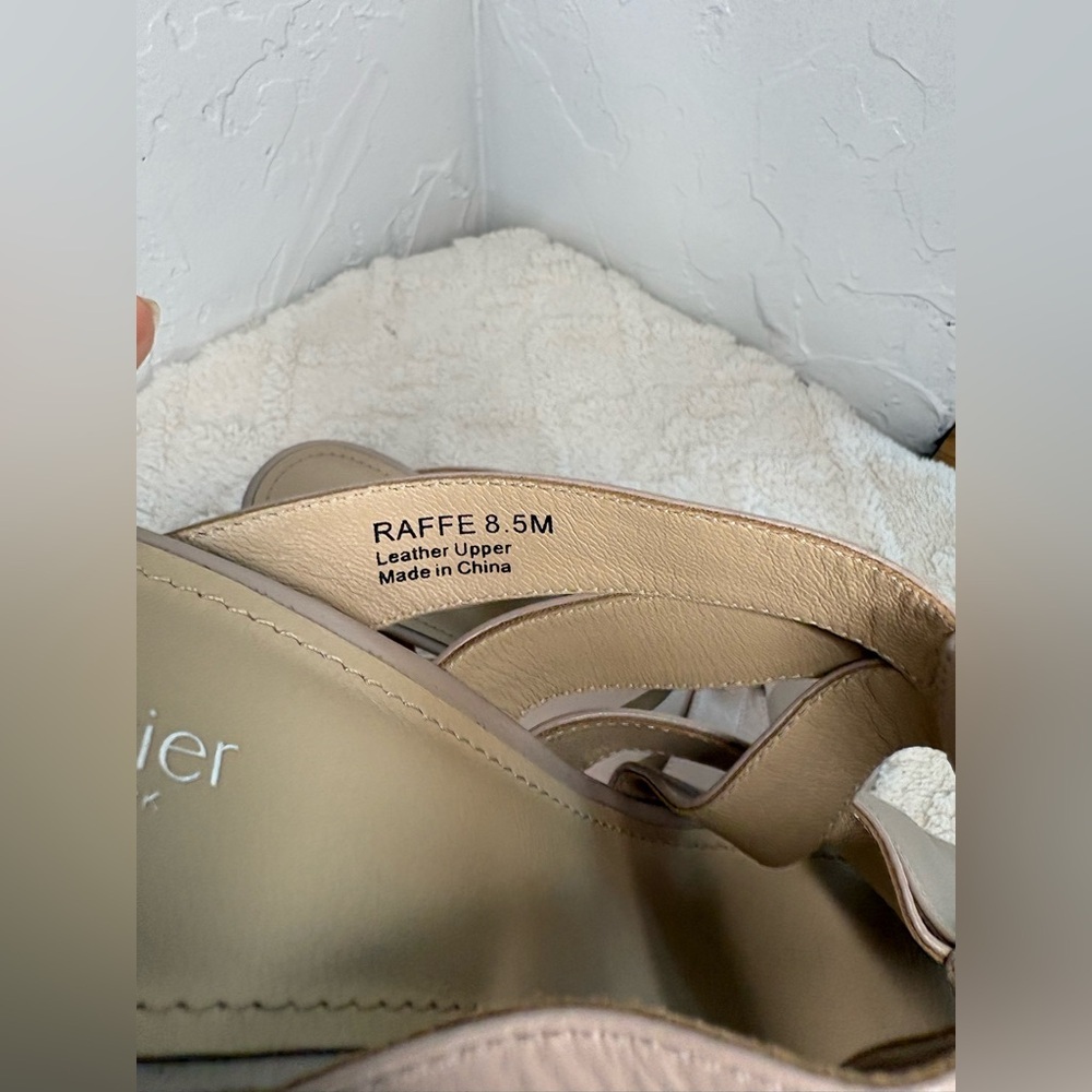 Botkier Women’s Beige Knotted Strappy Block Heel Sandals sz 8.5 cream tan - Picture 7 of 11